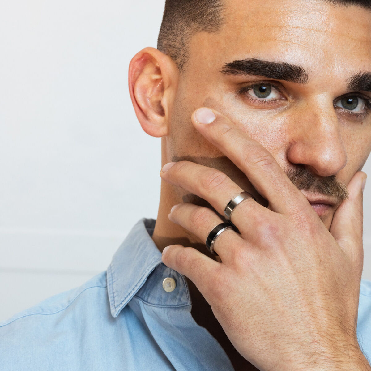 V2H38F402F3A5E3216E410B8705D5E71AC5R7802080P4