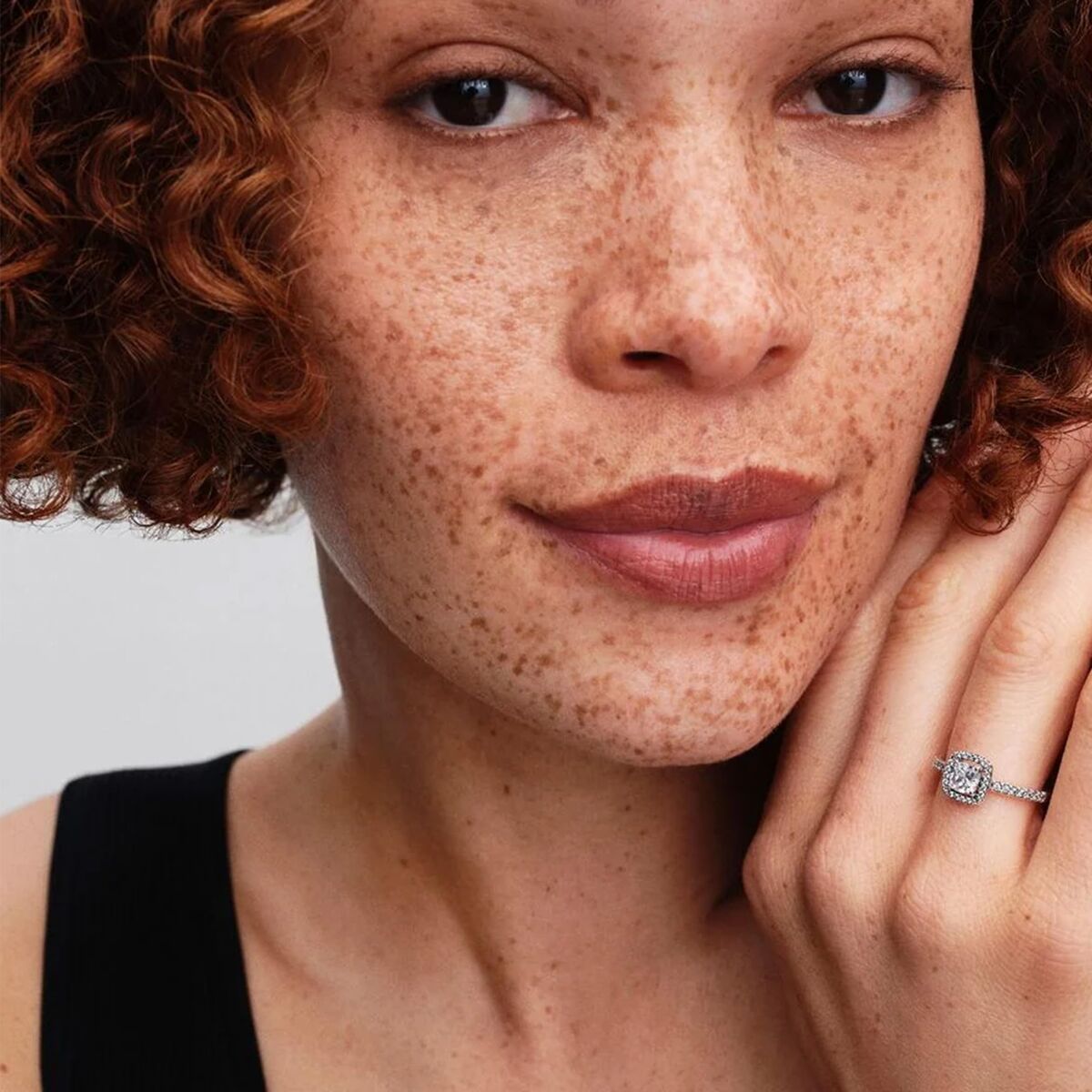 V4H16175B09E3F4019A3FA5B654396D4F90R7534533P4